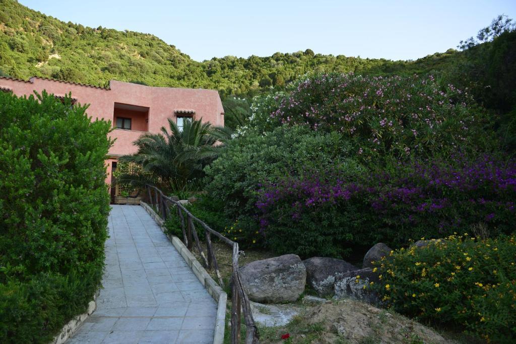 Sosventos Village Hotel Teulada Kültér fotó