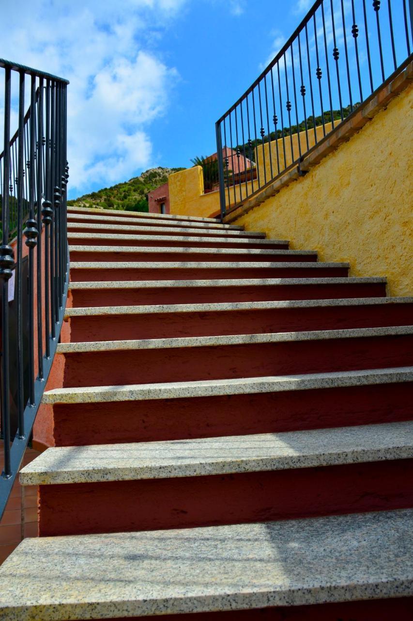 Sosventos Village Hotel Teulada Kültér fotó
