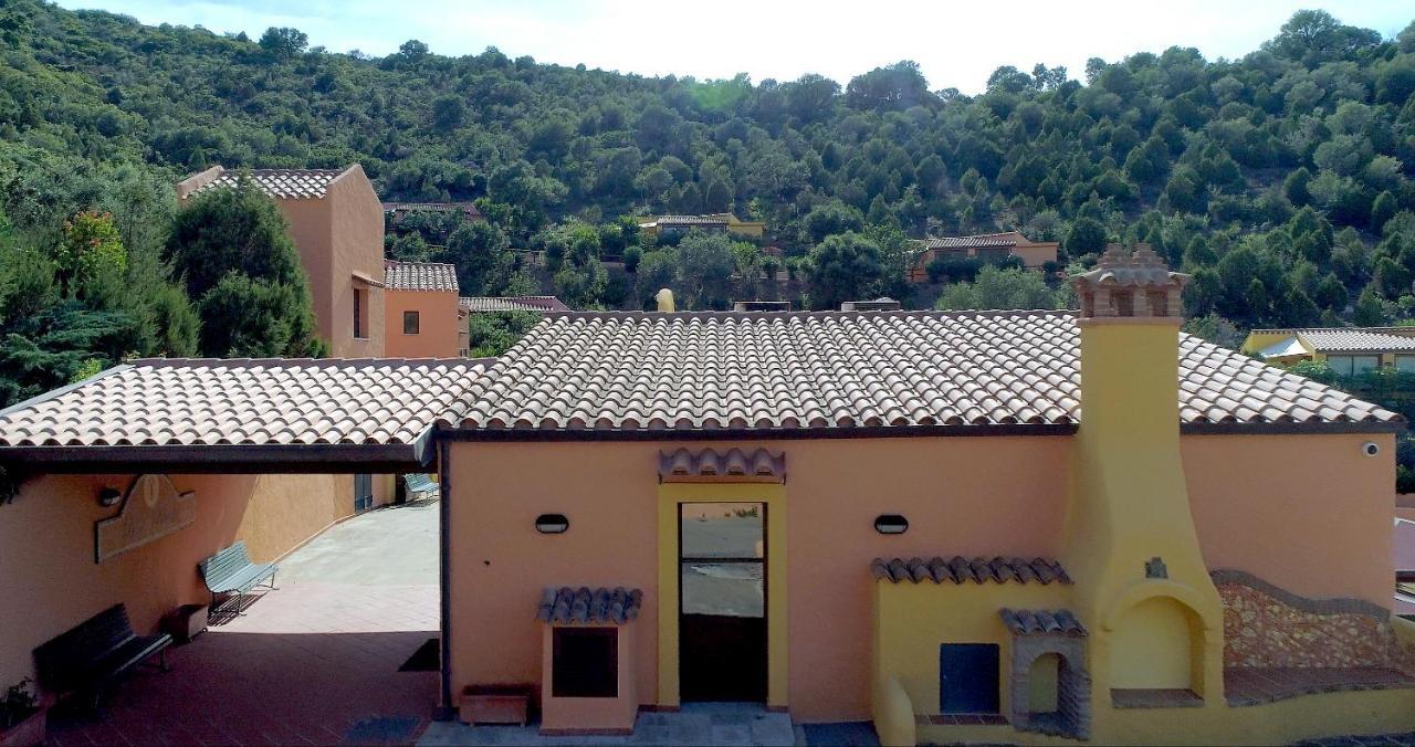 Sosventos Village Hotel Teulada Kültér fotó