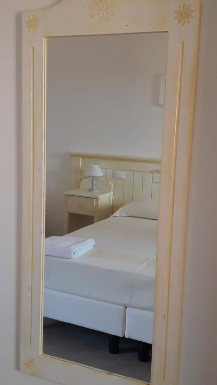 Sosventos Village Hotel Teulada Kültér fotó