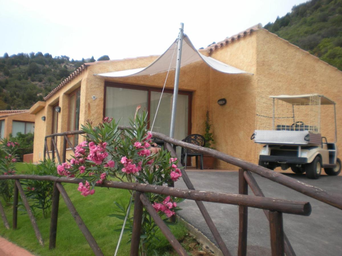 Sosventos Village Hotel Teulada Kültér fotó